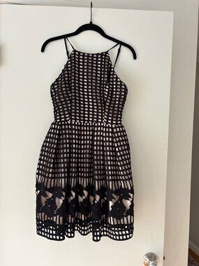 Aqua brand Black/Nude Crochet "Windowpane" Overlay Halter Dress XS